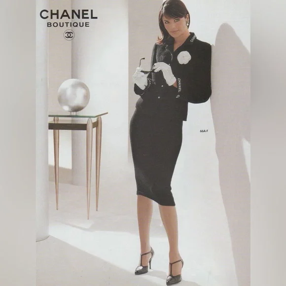 Chanel Vintage F/W 1995 Black White Logo Tweed 95A Jacket - Picture 3 of 16